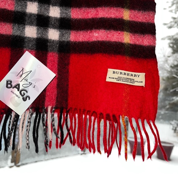 Burberry: Cashmere Giant Check Fringe Lambswool Scarf (Red) - Picture 8 of 14